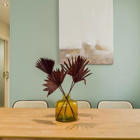 Novus Homes Plaza Espana Daire Barselona
