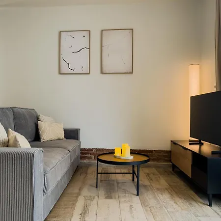 Daire Novus Homes Plaza Espana