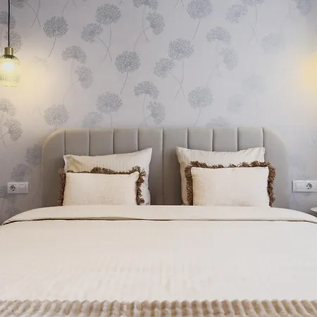 Daire Novus Homes Plaza Espana Barselona