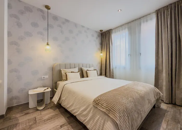 Novus Homes Plaza Espana شقة *