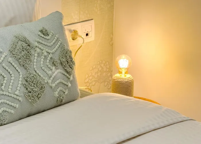 Novus Homes Plaza Espana شقة